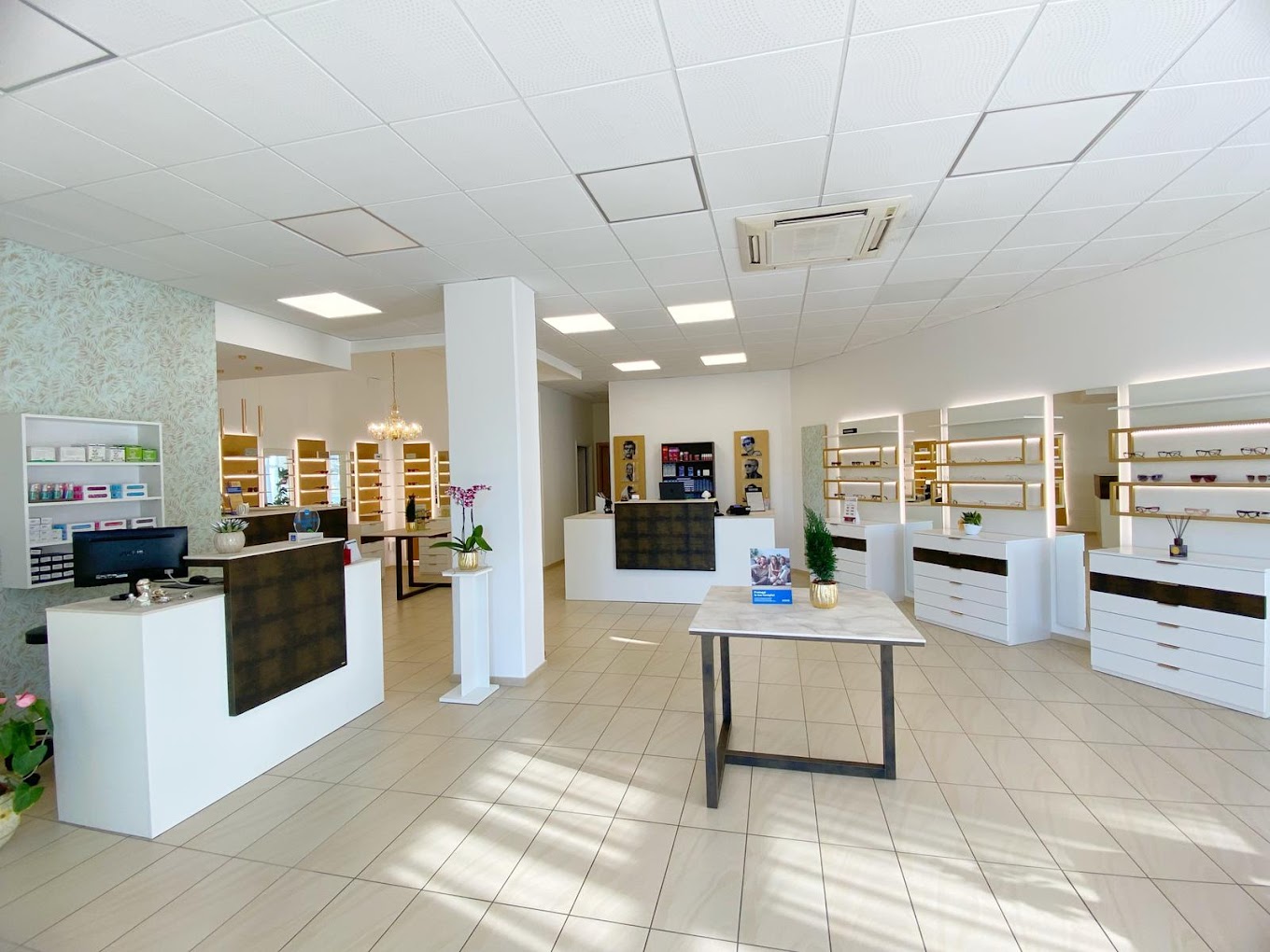 visionottica de leo a lauria, negozio di occhiali da vista e da sole